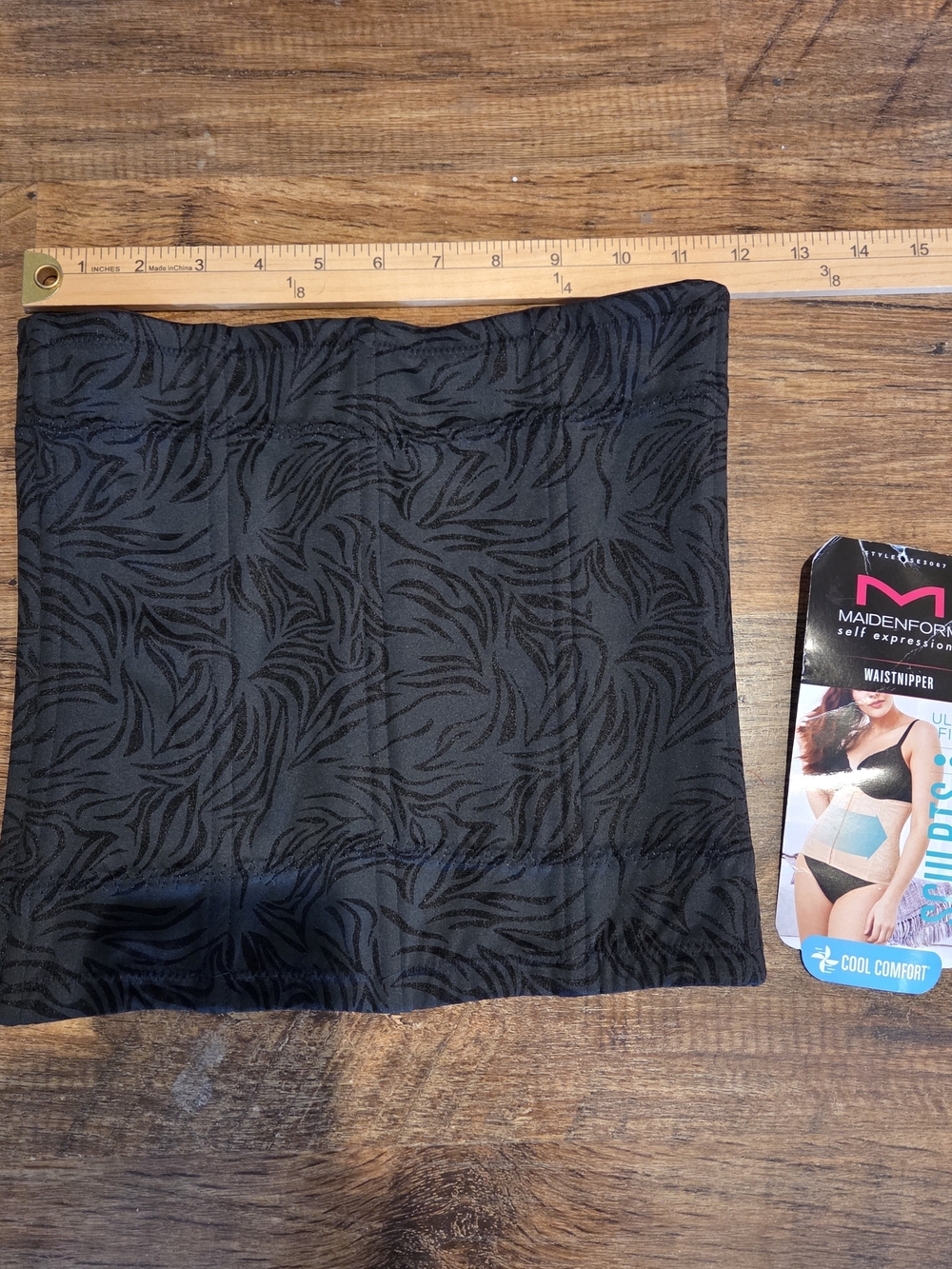 New Maidenform Self expression WaistNipper Ultra Firm Sculpts Cool Comfort Small